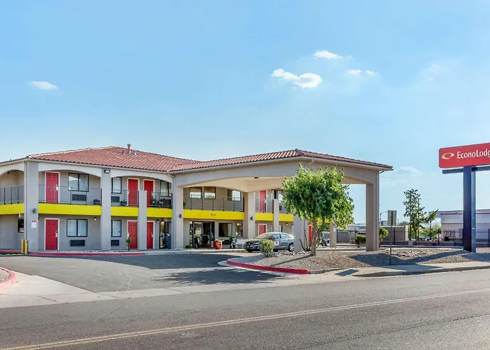 Motel: Econo Lodge West - Coors Blvd